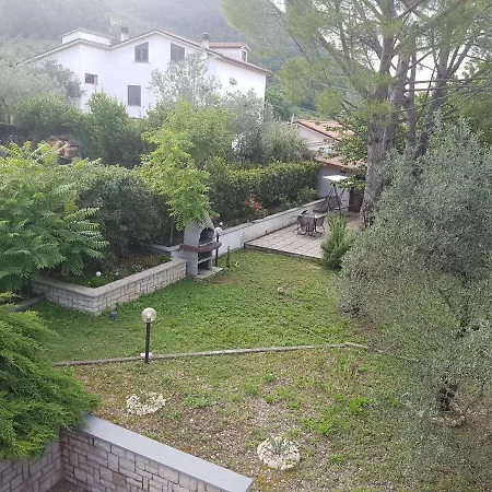 San Casciano, Tra Stifone,le Mole E Le Goledelnera Alojamento de Acomodação e Pequeno-almoço 4*